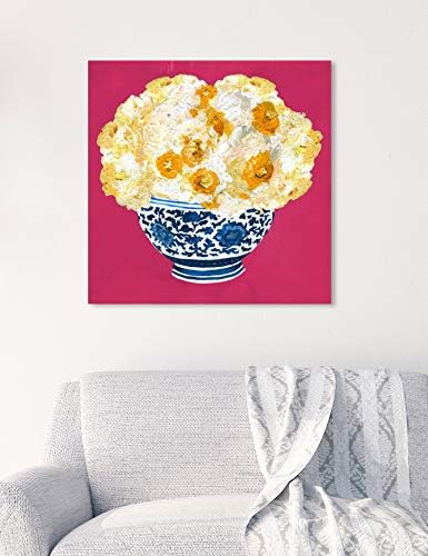Компания Oliver Gal Artist Co. Цветни Стенни Отпечатъци върху платно Джулиан Тейлър-Синята ваза Пурпурен цвят За домашен интериор, 20 x 20, Жълт, Розов